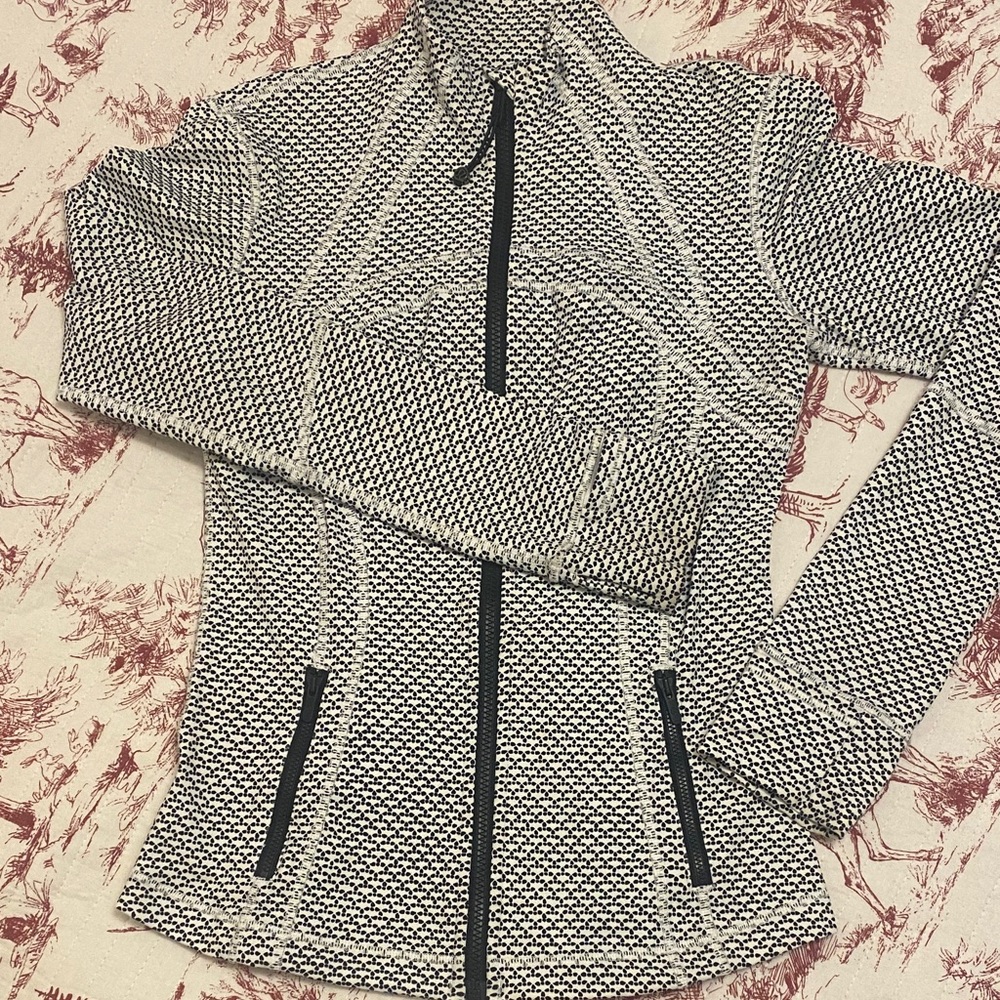Lululemon Athletica Black and White Zip Jacket
